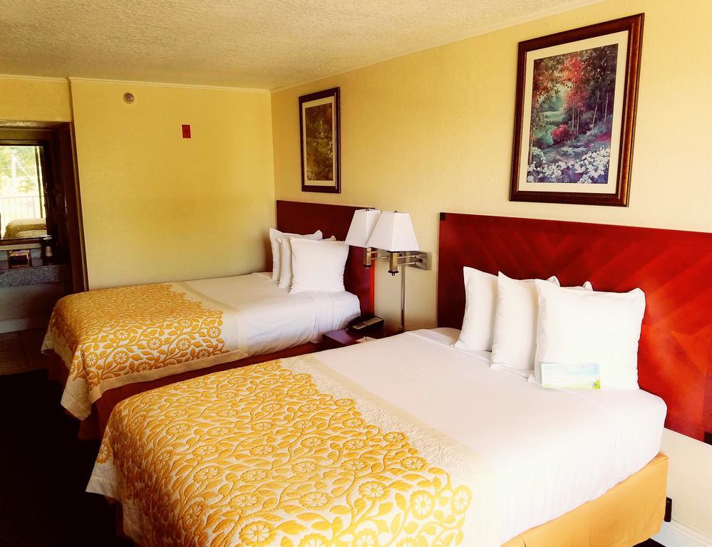Days Inn & Suites By Wyndham Clermont Exteriör bild